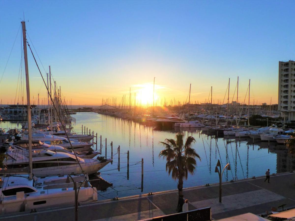 Classe 3 Etoiles - Magnifique Vue Sur Le Port - Wifi Et Clim 拉格朗德默特 外观 照片