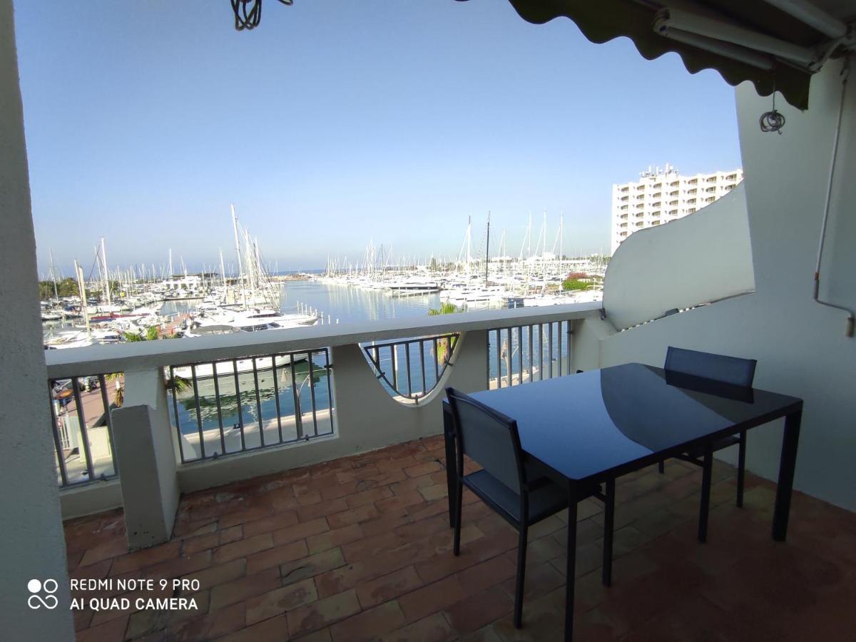 Classe 3 Etoiles - Magnifique Vue Sur Le Port - Wifi Et Clim 拉格朗德默特 外观 照片
